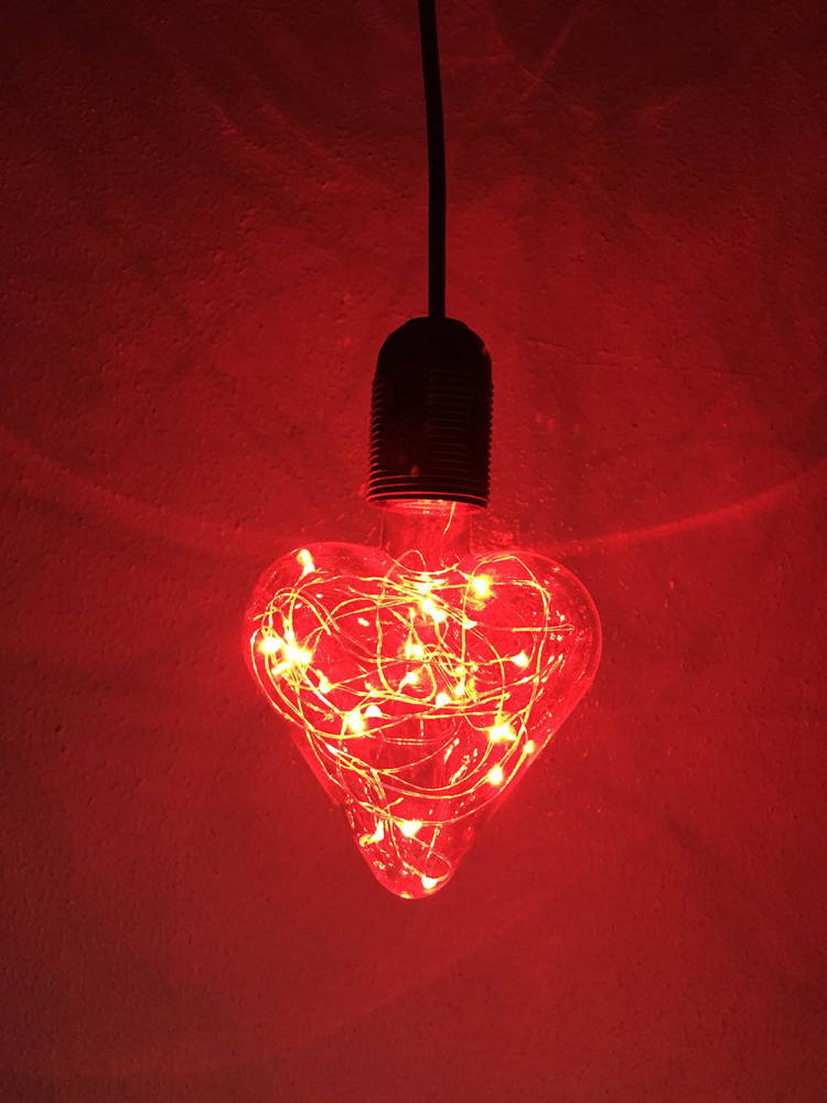 картинка Лампа-сердце светодиодная красная Интерьерная Vintage Deco E-E27HBJ68R Е27, 3W, Espada 